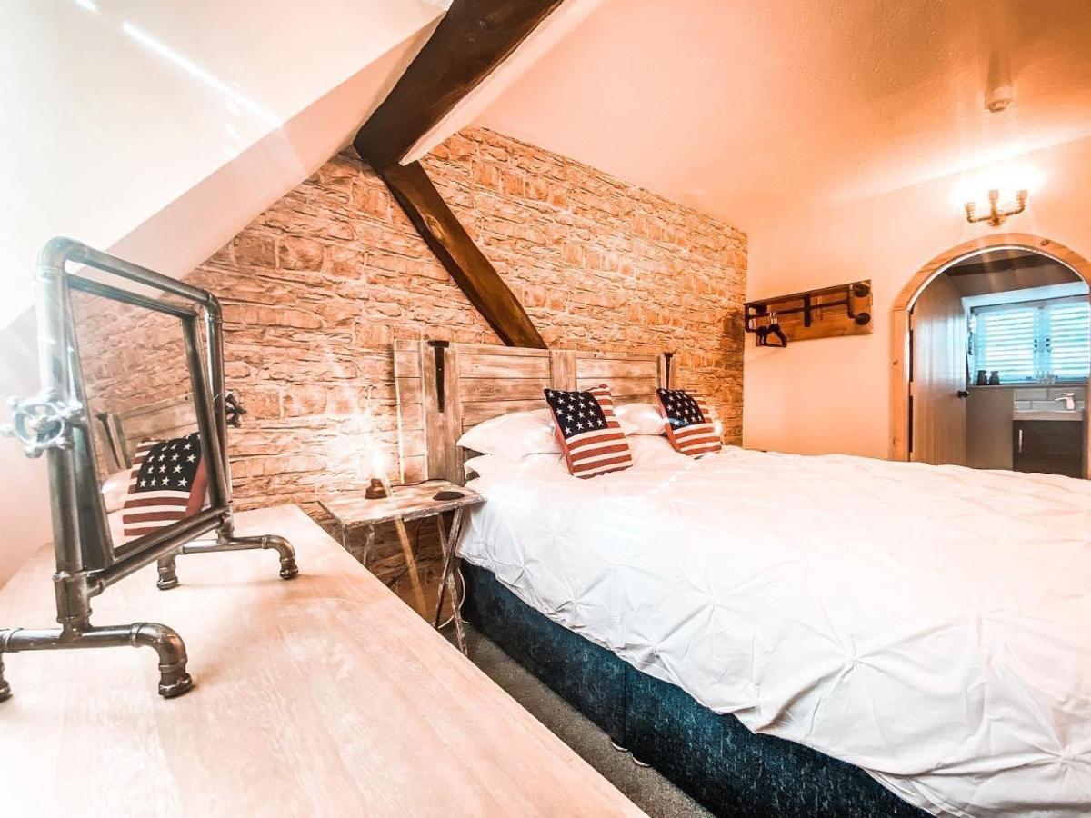 The Loft At Riverside Suites บริดจ์นอร์ท ภายนอก รูปภาพ